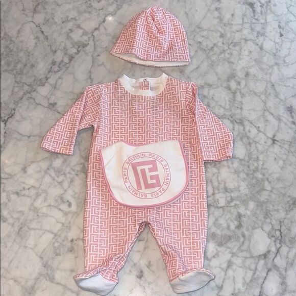 Balmain Other - NWOT BALMAIN 3 PIECE BABY GIFT SET 3M
